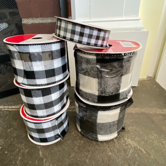 Other - 🖤🆕Buffalo Plaid Wired Ribbon🖤